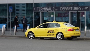AAA Taxi poskytuje komfortní taxislužbu z/na Letiště Václava Havla Praha