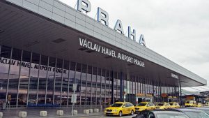Žádost o „otevření“ letiště dalšímu dispečinku taxi